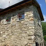 Il Riccio Di Ricciano B&B 카살레 코르테 세로