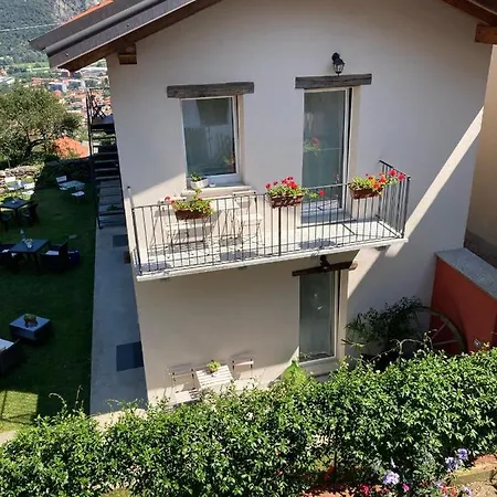 Il Riccio Di Ricciano Bed & Breakfast Casale Corte Cerro