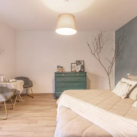 Il Riccio Di Ricciano Bed & Breakfast Casale Corte Cerro
