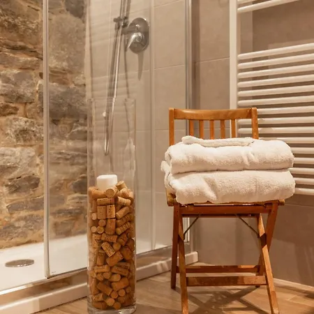 Bed & Breakfast Il Riccio Di Ricciano Casale Corte Cerro