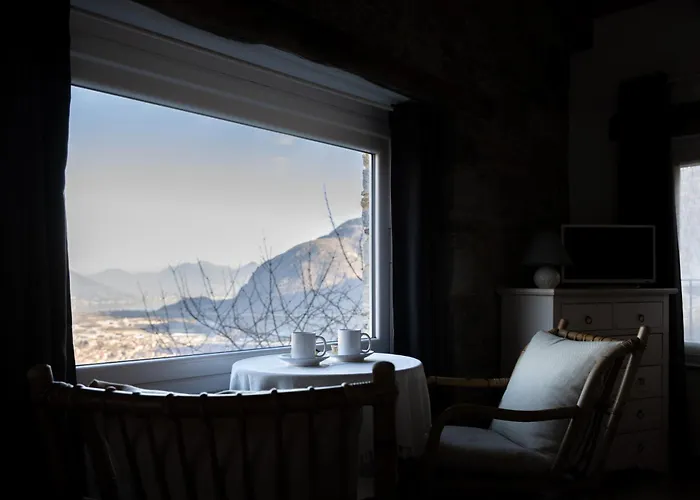 Bed & Breakfast Il Riccio Di Ricciano Casale Corte Cerro