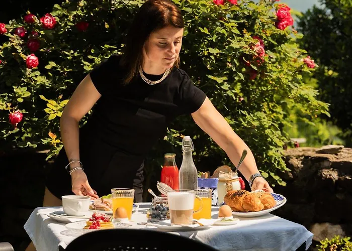 Il Riccio Di Ricciano Bed & Breakfast Casale Corte Cerro